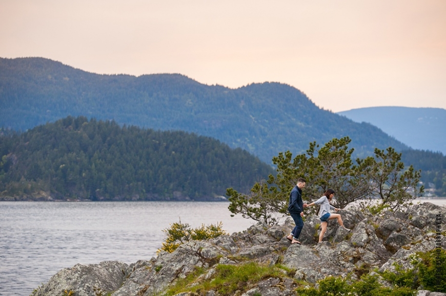 whytecliff park engagement photos